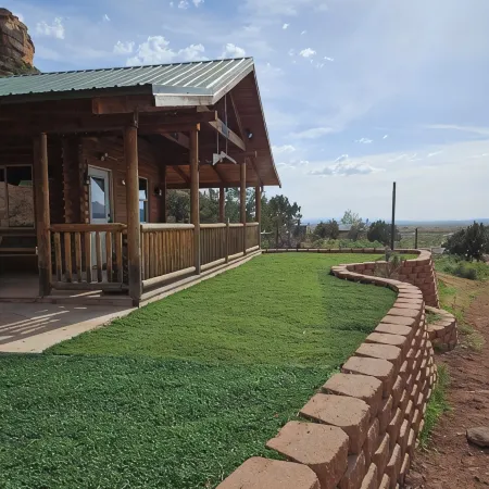 The Peacemaker Cabin: Cozy cabin in enjoyable Apple Valley with AC