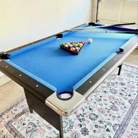 Loft w/ Big Pool, Huge Backyard, Fire Pit, PingPong, Pool Table,