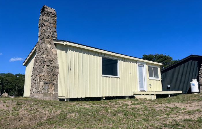 Driftwood Cottage just Steps to the Sandy Popham Beach!