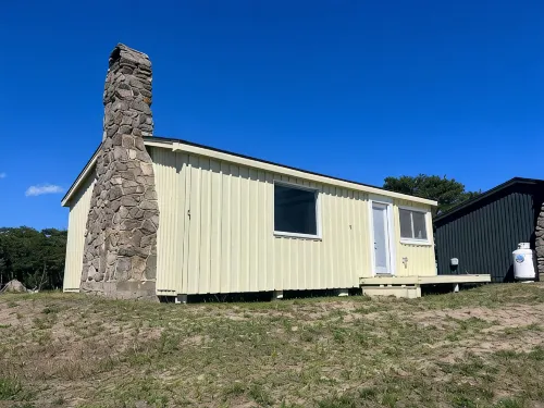 Driftwood Cottage just Steps to the Sandy Popham Beach!