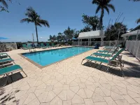 Paradise Getaway on Anna Maria Island - ビーチサイド
