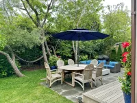 Charming new renovated  3 bed/ 1 Bath  condo sleeps 6+Walk & Bike to everything - ที่มีอ่างอาบน้ำ