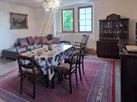 Quiet vacation apartment in a manor house, 5 minutes from the park Hotels in Eichsfeld