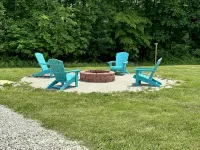Beautifully remodeled duplex near the ARK encounter. This listing is for 1 side. Hotele w: Pendleton County