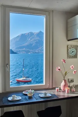 Apartment with balcony, direct beach access - Boutique