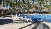 Beautiful Beach Front 3 Bdrm All with Ensuites Condo Playa Royale Nuevo Vallarta - Beach