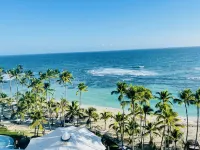 Ocean Front Vacation Rental Apartment 820