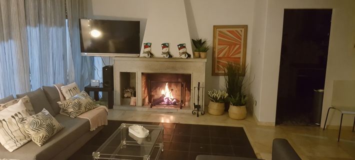 Great holiday villa, at the foot of the river Verdugo Hotels in Pontevedra