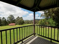 Cabins Nestled in 170 Acres of old Growth Forest Near the Valley of the Giants Hotels in Walpole