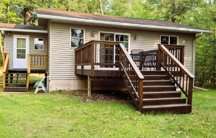 Think Spring! Book now for fishing, campfires and boating on Mystery Lake!