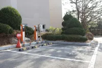Hotel Maremons - Parking