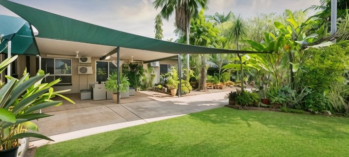 Nature s Nest Pool Spa Outdoor Kitchen Dining Hotel di Darwin