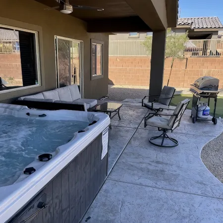 Beautiful Luxury Home with a Spa