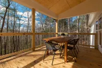 One of a Kind Mountain Retreat! - 4성급