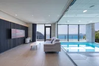 Geoje Party Regina Pool Villa - Private Pools