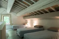 In Uzès, quiet, loft in independent 18th century mill with 15mx3m swimming pool - 精品
