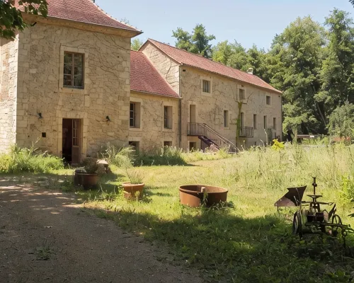 "La Chapelle aux Roses" 勒比格住宿飯店