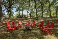 Lake Fork Premium Waterfront Retreat  - Fishing Boat Ramp Kayak Boat Dock/Slip - Homestays