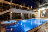 Hotel Lambert Medical Spa - Pools