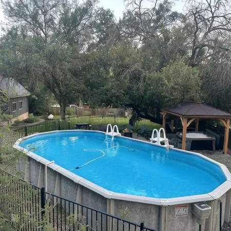 Updated Cabin with POOL and SPA 5 minutes from Sequoias National Park