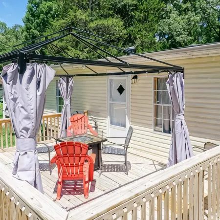 Discover Durham, just a quick 11-minutes from Duke University Отели в г. Траянгл