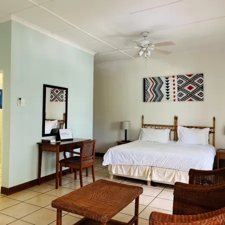 Emafini Country Lodge