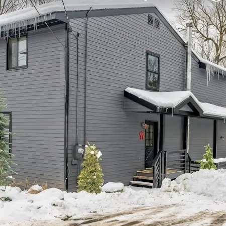 New - Cozy Modern: Stunning Views,3 Mins Ski,BBQ,Fire Pit,Game Room,Walk to Town