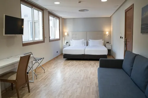 Hotel Sercotel Tres Luces
