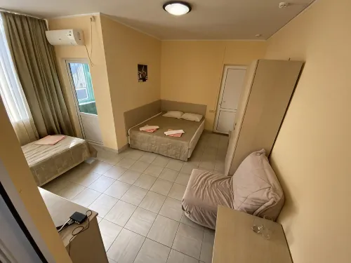 Akvamarin Hotel - 2-Star