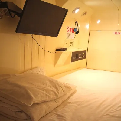 Capsule Hotel and Sauna Kawasaki Big Các khách sạn gần Ga Odasakae