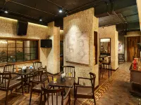 The Shalimar Hotel, Kemps Corner Hotels near Peddar Road