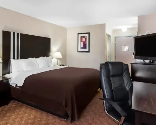 Quality Inn Hotels in Moore County