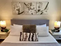 Canyon Lodge CHAMONIX Condo. Minutes Walk From Lifts.