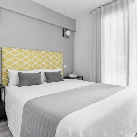Cool Apartments by Olala Homes Отели рядом с достопримечательностью «Станция Santa Eugenia »