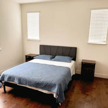Newark Escape-Clean, Quiet & Fully Equipped Free WiFi, AC & Easy Parking