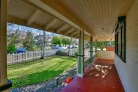 BEAUTIFUL 4 bedroom craftsman in the heart of Queen Anne! - บังกะโล