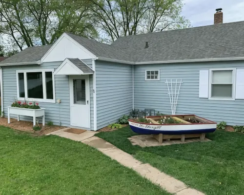The Bluegill on Little Green Lake! Hotels in Green Lake County
