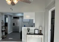 Entire beautiful home w/ great location! - Homestays