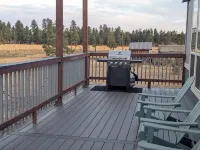 Hays Hideaway
