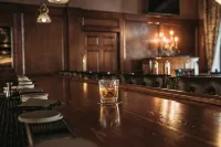 Historic Elgin Hotel - Homestays