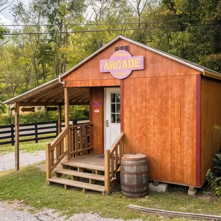 Ridgetop Retreat Cabin at Highland Hideaways - Arcade & Drive-in Theater