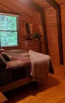 Honey Bear Hideaway spacious private intown pets - Balkon