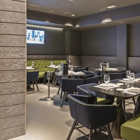 Myr Plaza Mercado & Spa