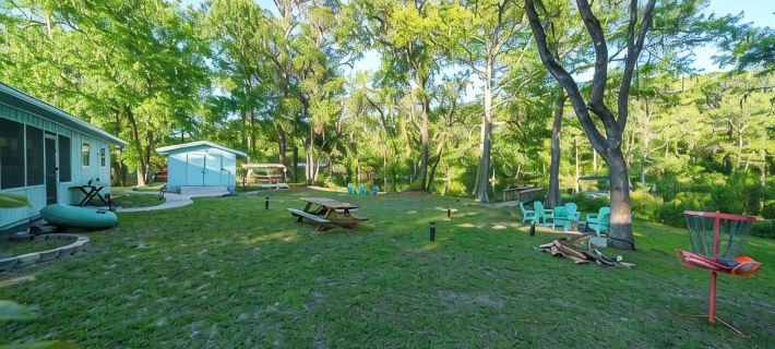 Paradise on the Rainbow River Hotels in Dunnellon