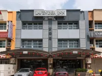 Lavender Inn Permas Jaya Hotels in Masai