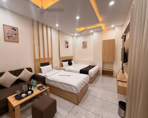 Hotel Kusum Kunj Hotels in Ujjain