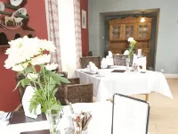 The County Hotel - breakfast