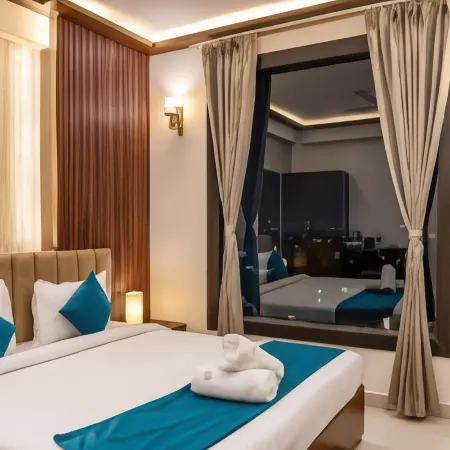 Hotel Heaven and Hills