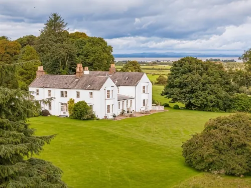 Cavens Country House, Dinner Inclusive!