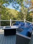 Cozy Hot Tub Cottage! - 4성급